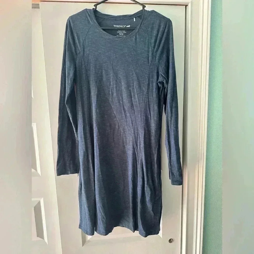 Toad & Co. Windmere T-Shirt Swing Dress Long Sleeve Pockets Navy Blue Sz. Medium